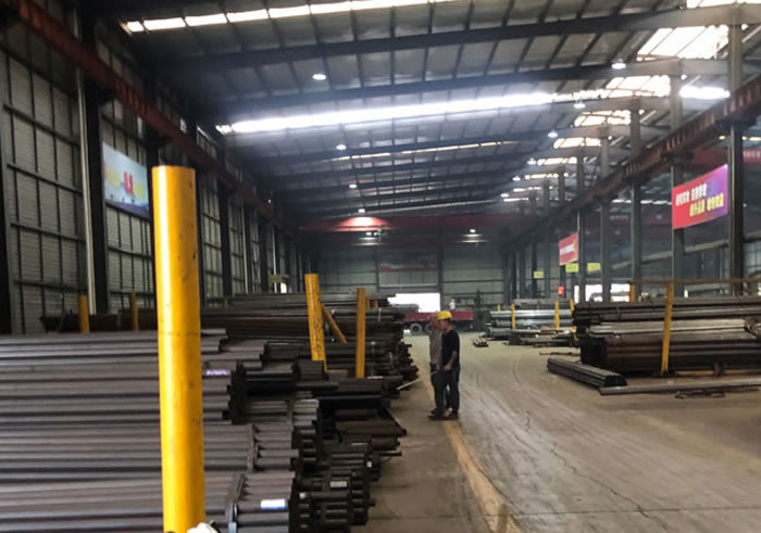 鋼管原料堆放區(qū)